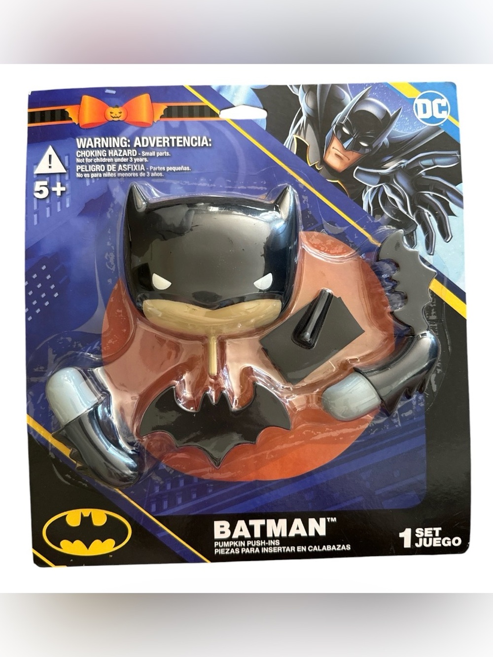 Batman pumpkin push-ins.
Halloween decorations
New in package.